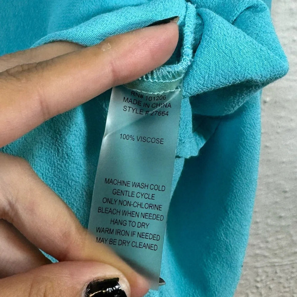 Soft Surroundings Turquoise Asymmetric Layered Roll Tab Tunic Top - Picture 9 of 12